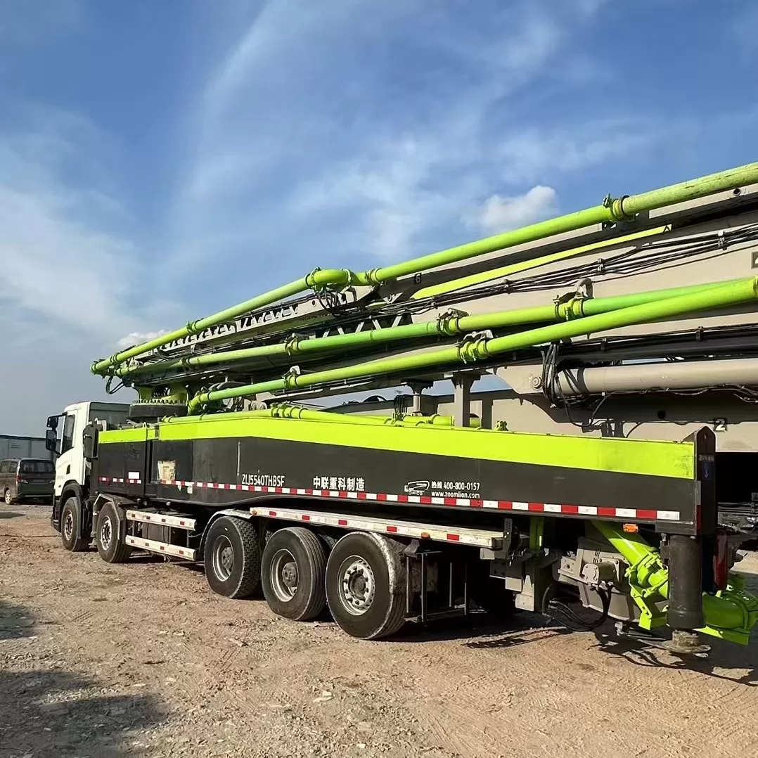 qualité 2021 pompe à flèche zoomlion pompe à béton montée sur camion voiture 67m sur châssis scania