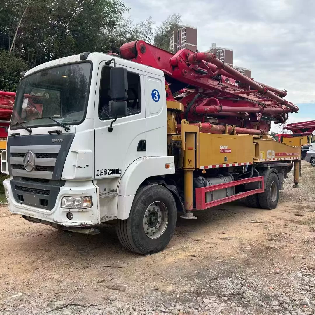 2020 sany boom pump 37m voiture de pompe à béton montée sur camion sur châssis sany