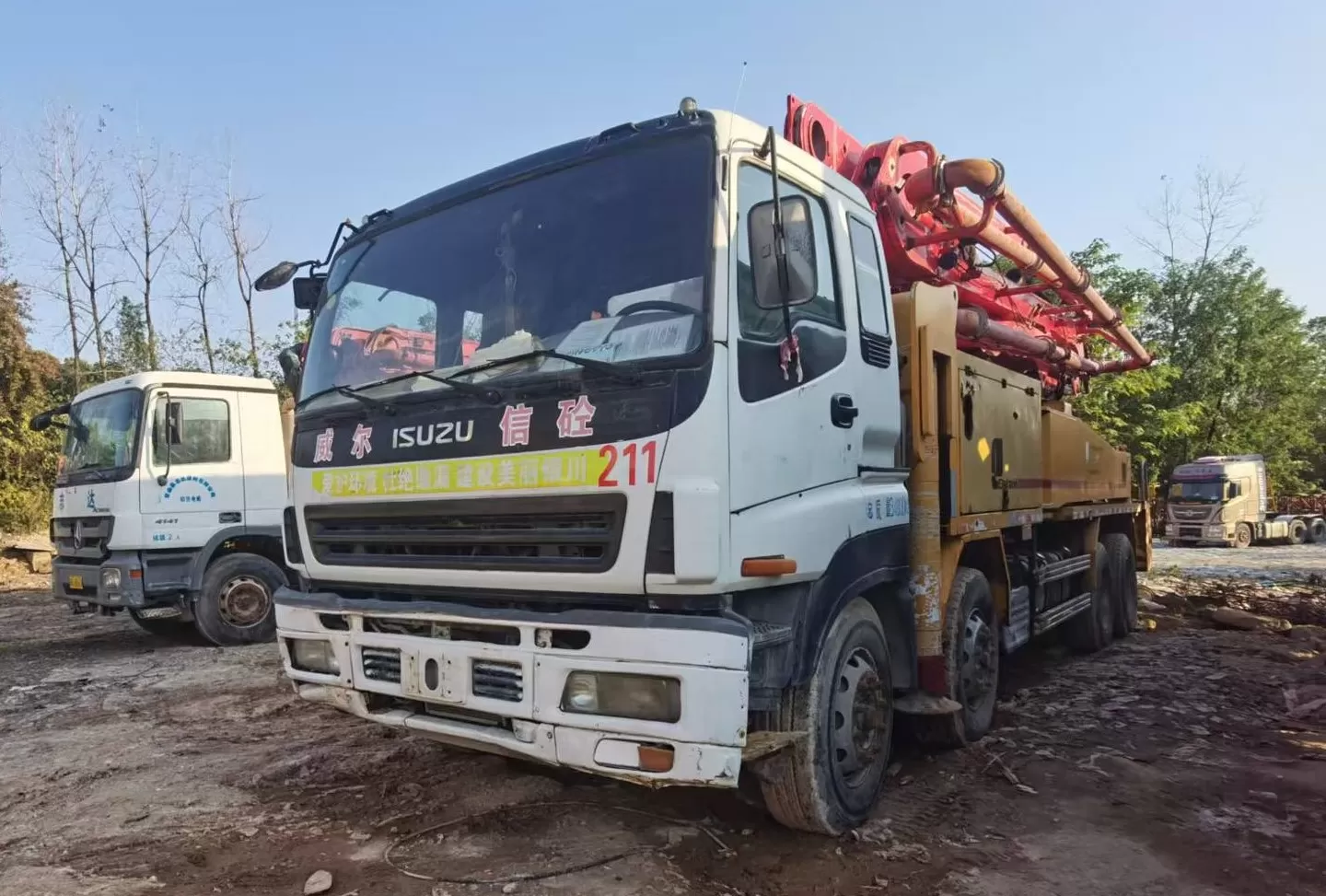 2010 putzmeister original bonne qualité 46m voiture de pompe à béton montée sur camion sur châssis isuzu