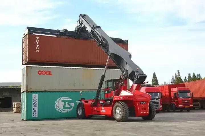 reach stacker de conteneur zpmc 45 tonnes 2018