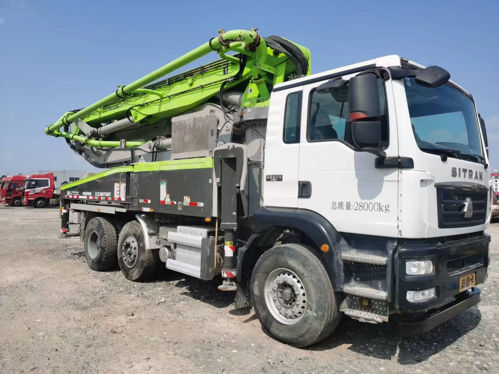 2022 zoomlion boom pump 40m pompe à béton montée sur camion sur châssis sitrak