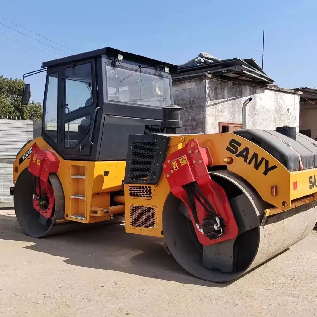 machines de construction de routes sany d'occasion, rouleau à double tambour yzc13c