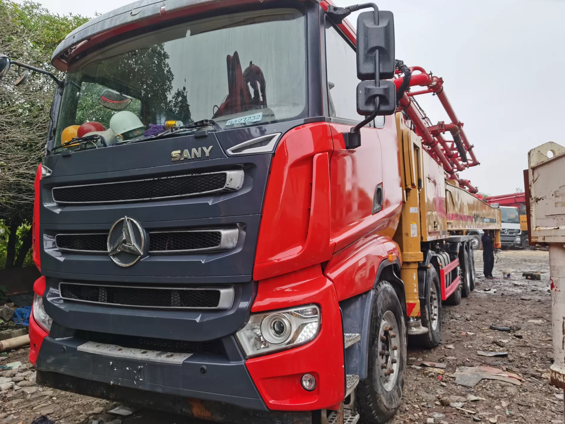 2021 sany boom pump 62m pompe à béton montée sur camion sur châssis sany